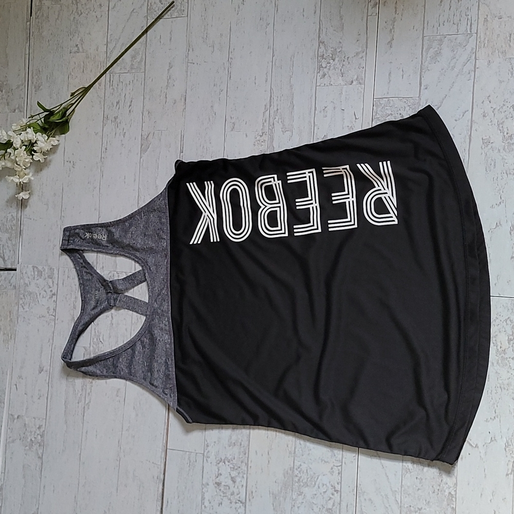 Reebok work out tank cross back size medium
